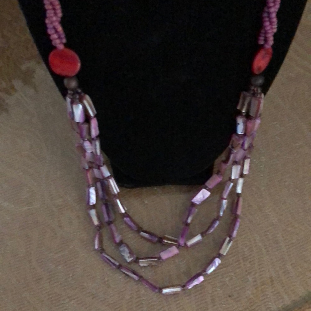 Beaded necklace - Picture 2 of 6